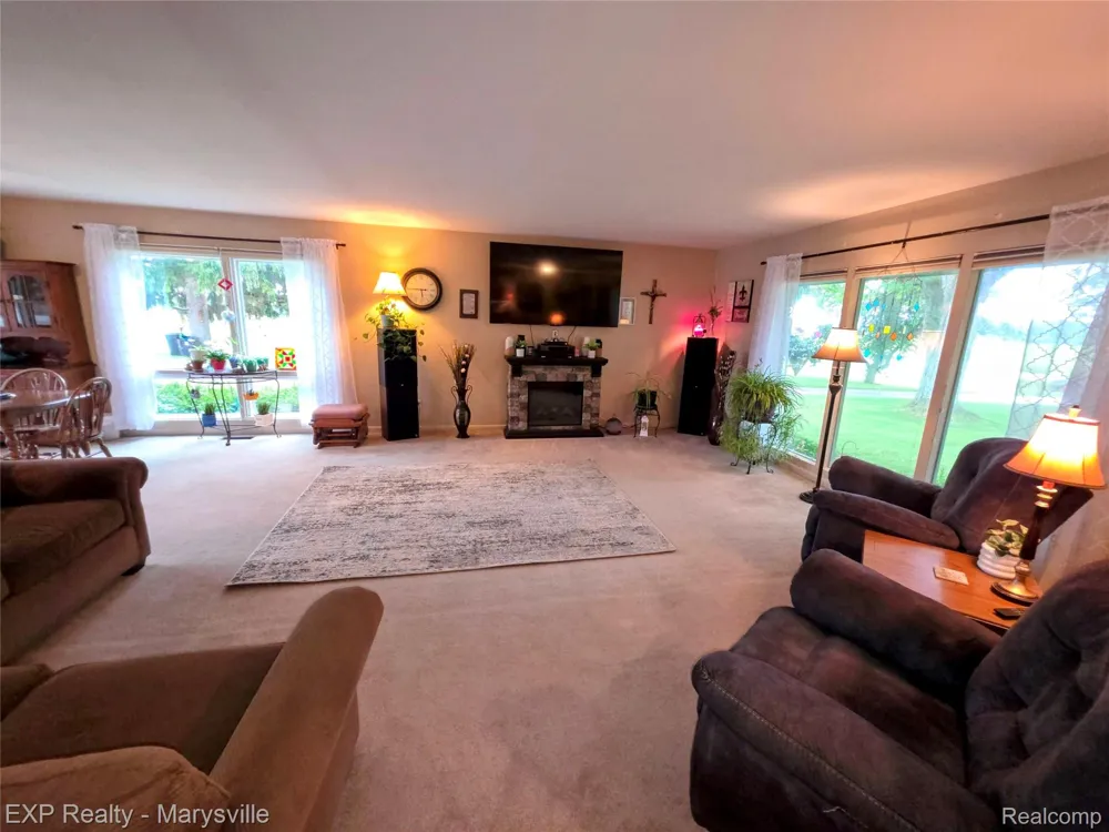 11232 Yale Road Yale City, MI 48097