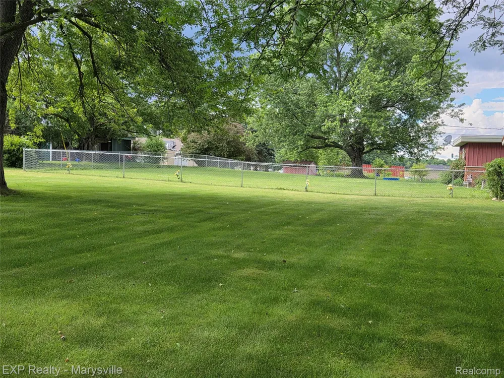 11232 Yale Road Yale City, MI 48097