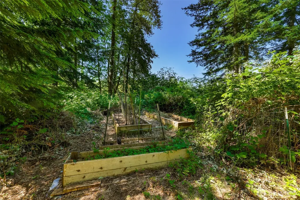 42215 May Creek Road Gold Bar, WA 98251
