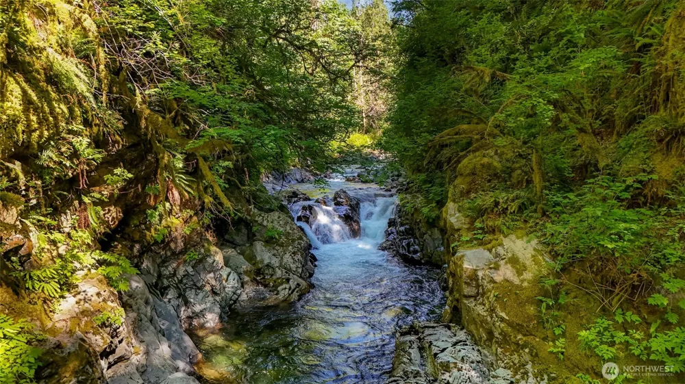 42215 May Creek Road Gold Bar, WA 98251