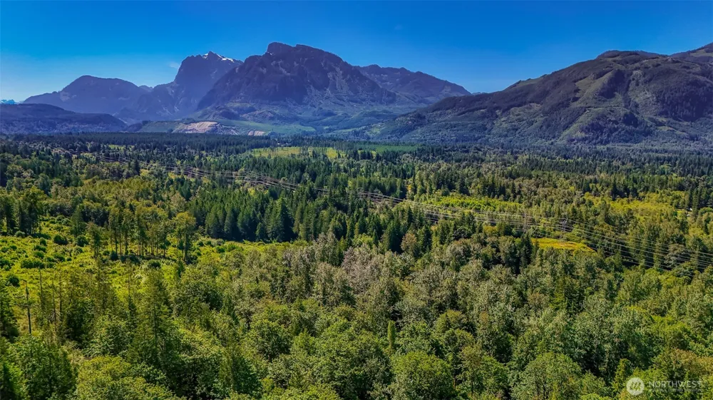 42215 May Creek Road Gold Bar, WA 98251