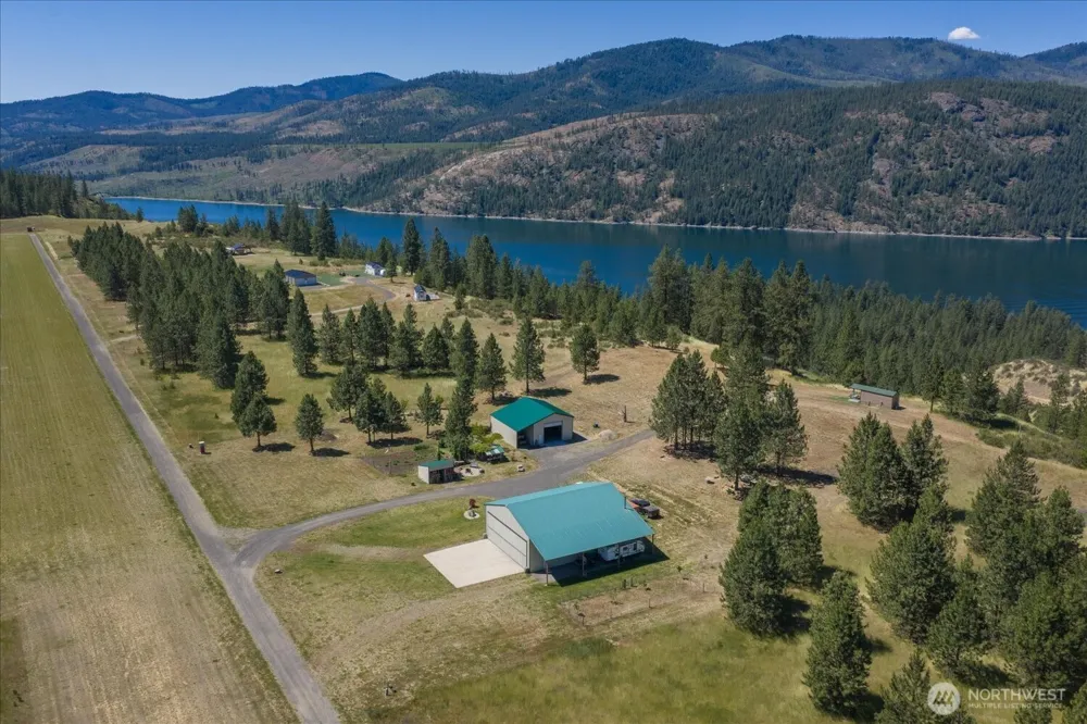 6472 P Enterprise Road Fruitland, WA 99129