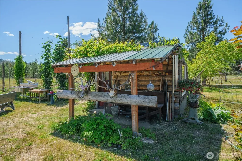 6472 P Enterprise Road Fruitland, WA 99129
