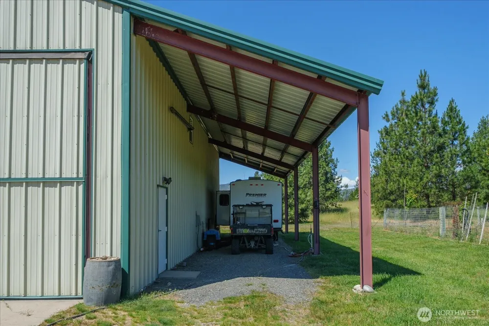 6472 P Enterprise Road Fruitland, WA 99129