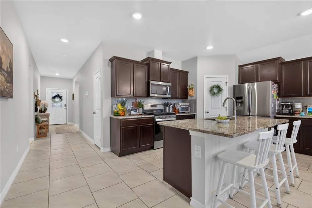 130 Donegal Street Sinton, TX 78387