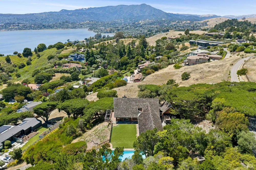 81 Mount Tiburon Road Tiburon, CA 94920
