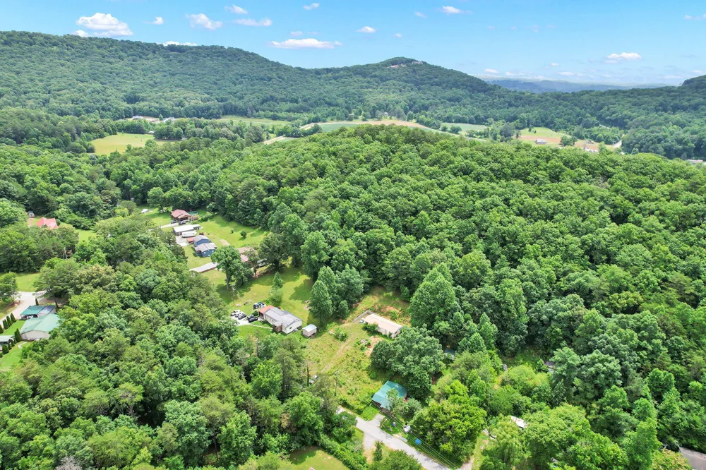 1241 Upper Cove Road Dayton, TN 37321