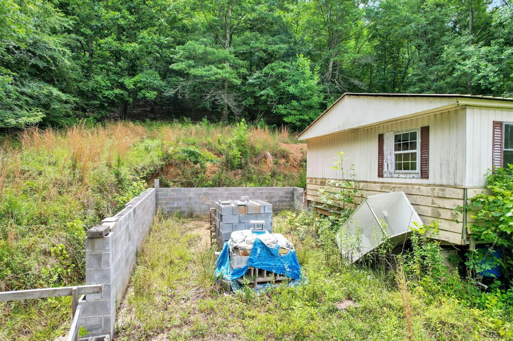 1241 Upper Cove Road Dayton, TN 37321