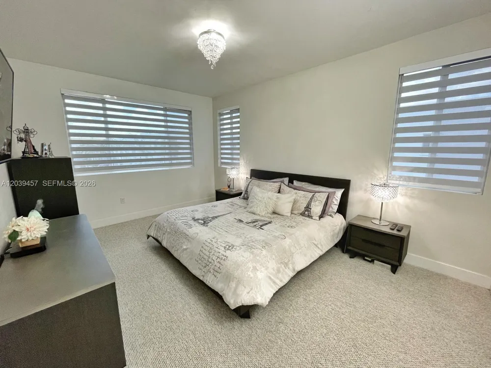 7243 NW 103rd Path Doral, FL 33178