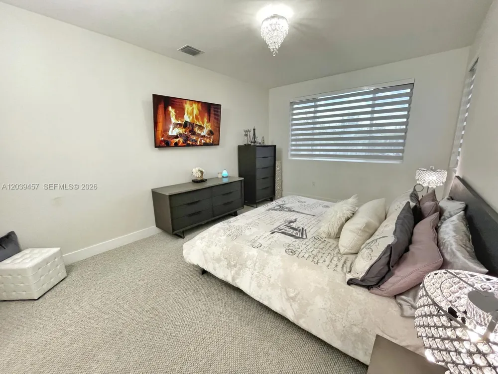 7243 NW 103rd Path Doral, FL 33178