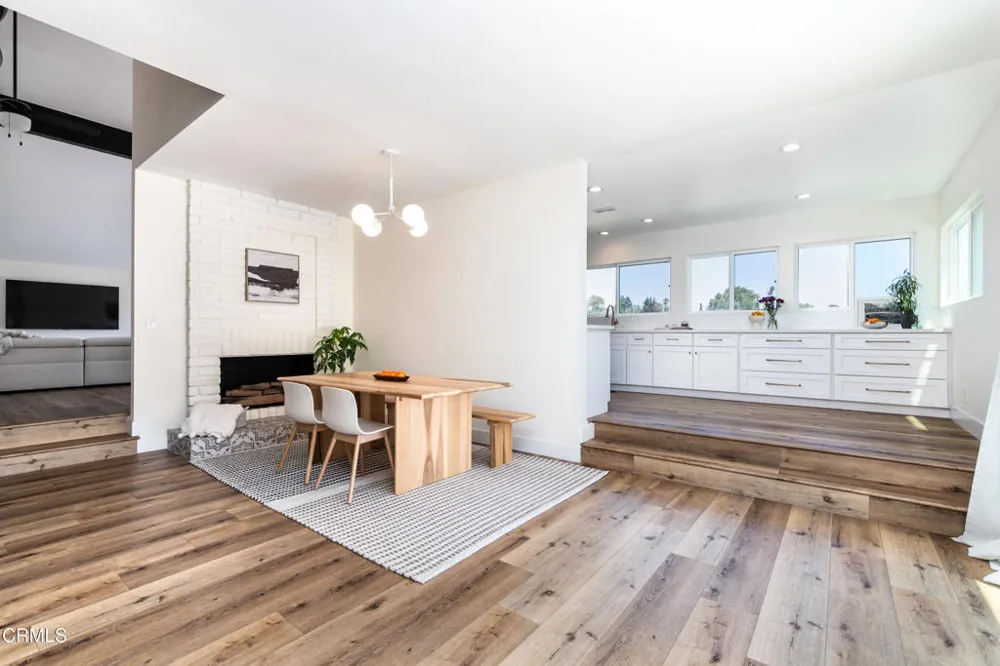 193 W Sidlee Street Thousand Oaks, CA 91360