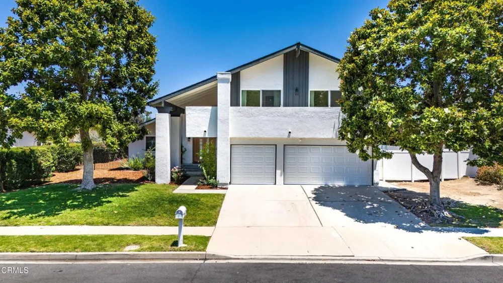 193 W Sidlee Street Thousand Oaks, CA 91360
