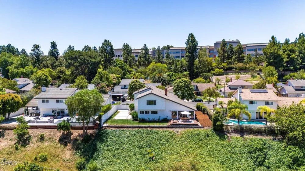 193 W Sidlee Street Thousand Oaks, CA 91360