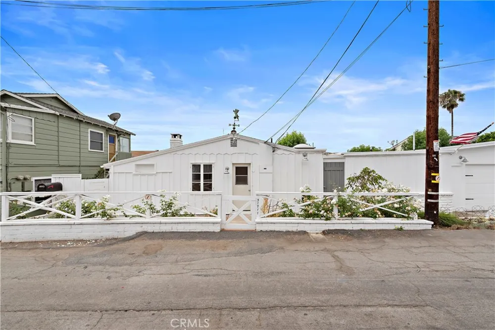 31711 Fairview Road Laguna Beach, CA 92651