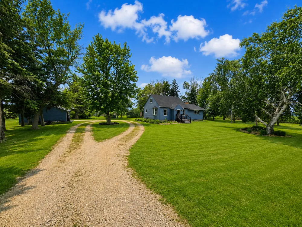 5766 County 12 Boulevard Kenyon, MN 55946