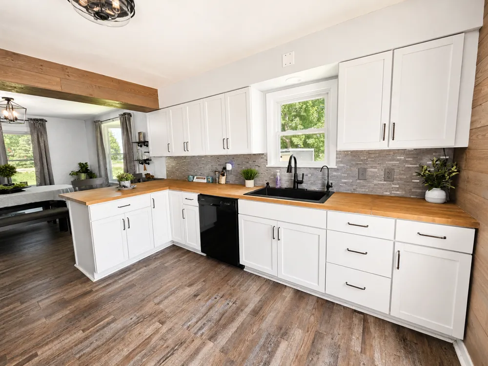 5766 County 12 Boulevard Kenyon, MN 55946