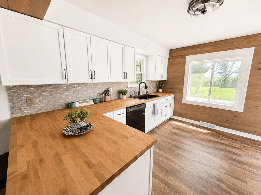 5766 County 12 Boulevard Kenyon, MN 55946