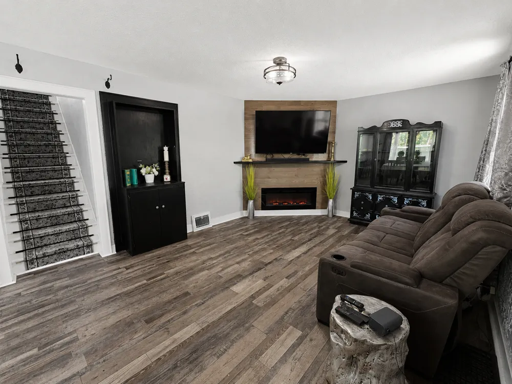 5766 County 12 Boulevard Kenyon, MN 55946