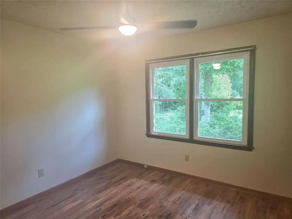128 Hillview Drive Thomaston, GA 30286