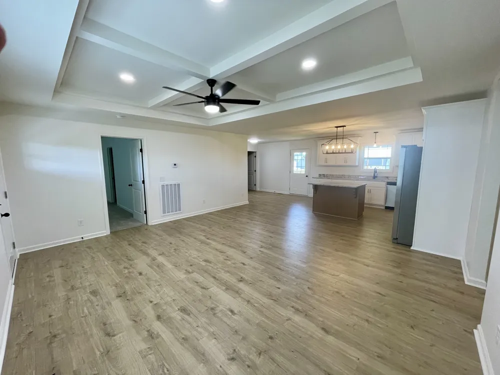 104 Donald Rd Lafayette, TN 37083