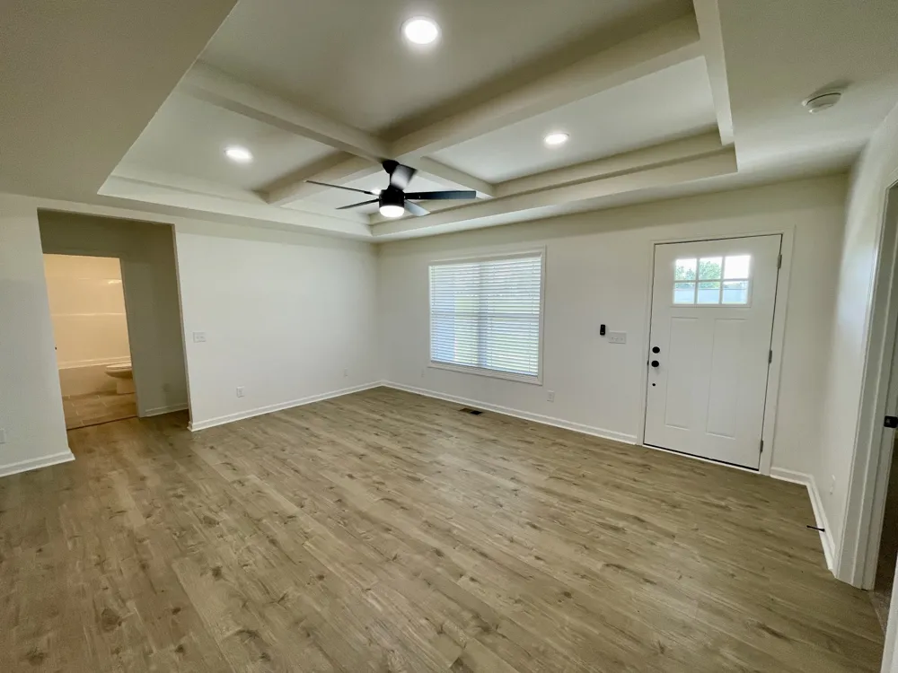 104 Donald Rd Lafayette, TN 37083