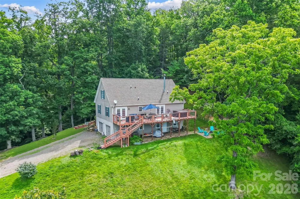 70 Heslar Way Marshall, NC 28753