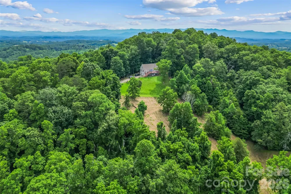 70 Heslar Way Marshall, NC 28753