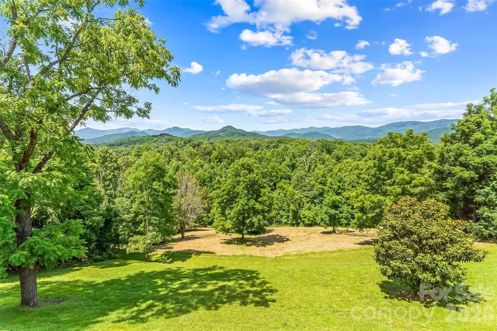 70 Heslar Way Marshall, NC 28753