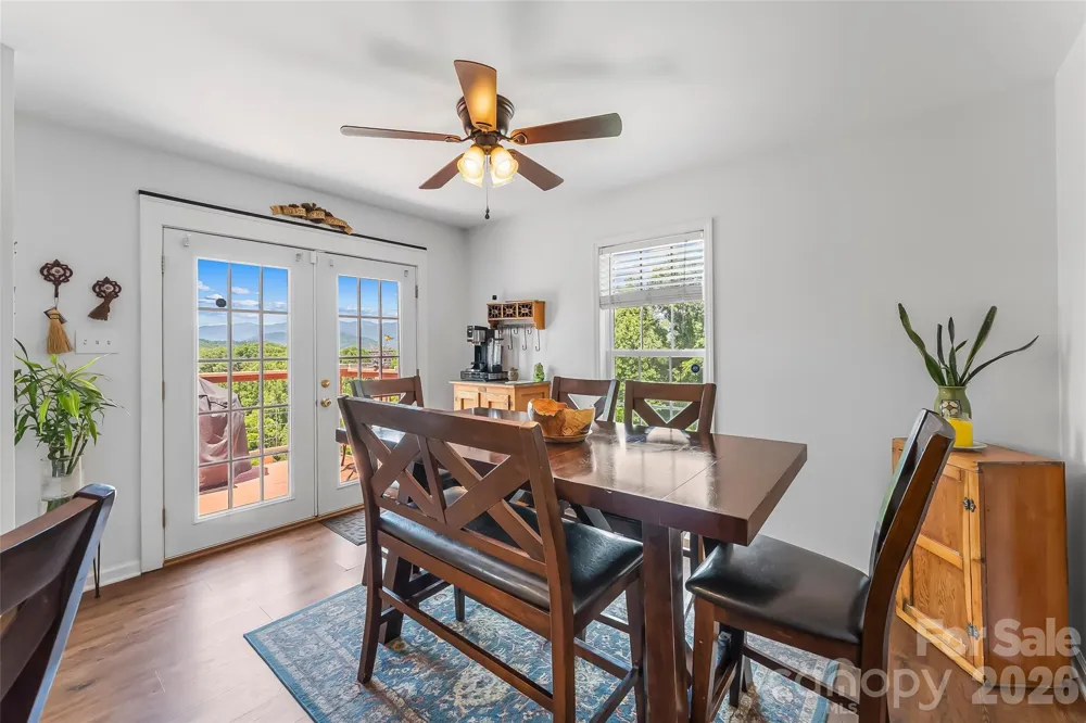 70 Heslar Way Marshall, NC 28753