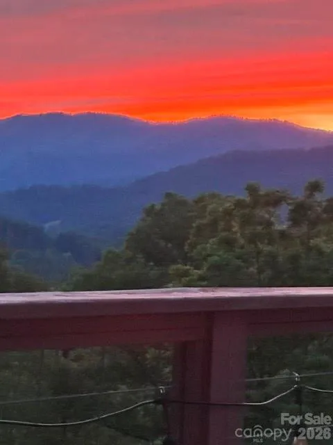 70 Heslar Way Marshall, NC 28753