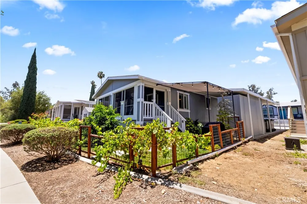 15111 Pipeline Avenue #40 Chino Hills, CA 91709