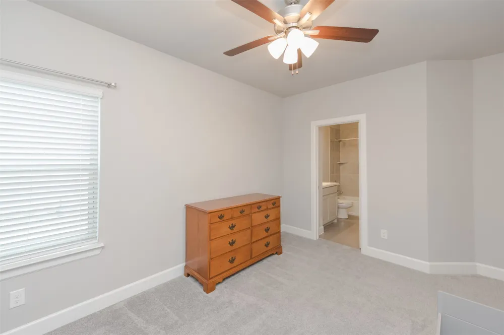 1604 Moss Trail Court Argyle, TX 76226