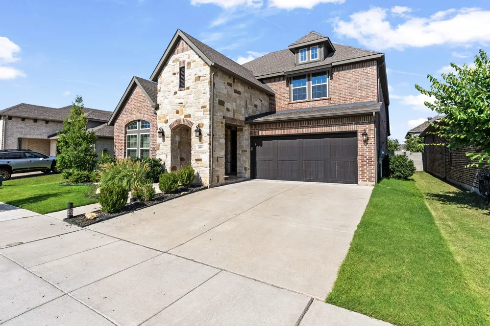1604 Moss Trail Court Argyle, TX 76226