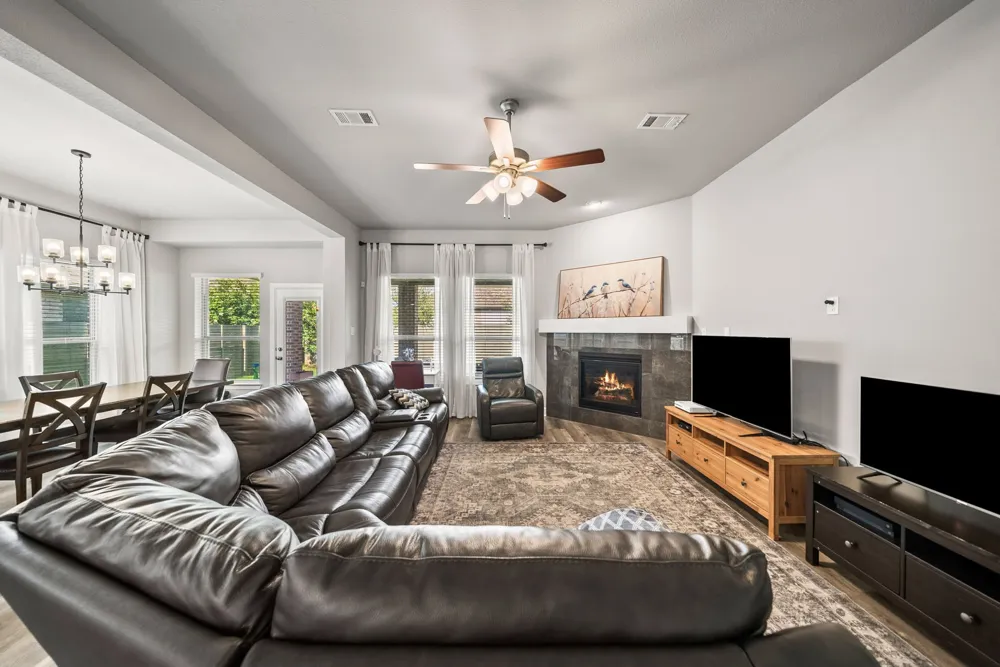 1604 Moss Trail Court Argyle, TX 76226