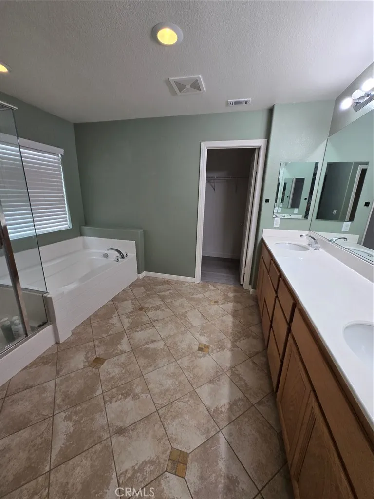 40643 Cartier Murrieta, CA 92563