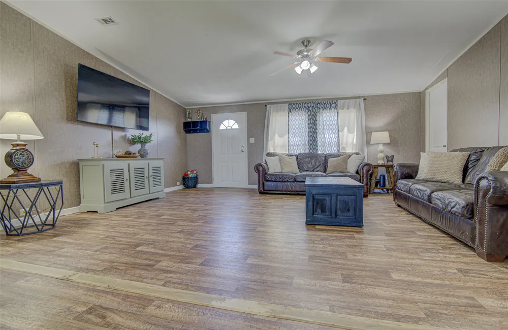 445 Rancho Linda Dr. Lockhart, TX 78644