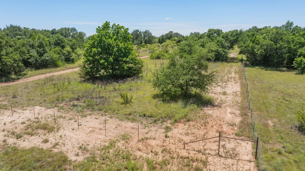 Tr 1 CR 164 Stephenville, TX 76401