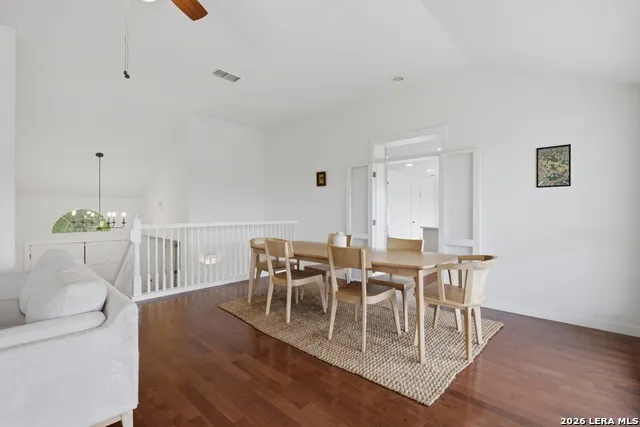 9846 Cash Mountain Rd Helotes, TX 78023