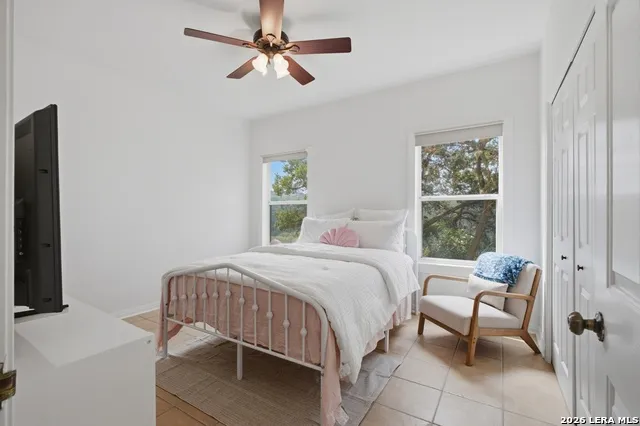 9846 Cash Mountain Rd Helotes, TX 78023