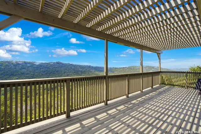 9846 Cash Mountain Rd Helotes, TX 78023