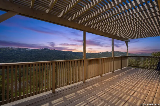 9846 Cash Mountain Rd Helotes, TX 78023