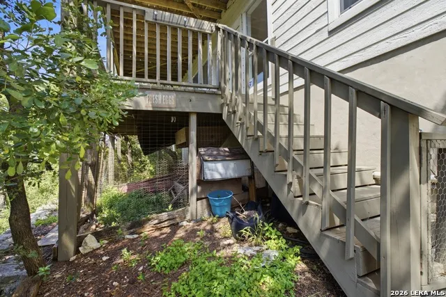 9846 Cash Mountain Rd Helotes, TX 78023