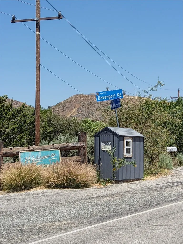 9 Agua Dulce, CA 91351