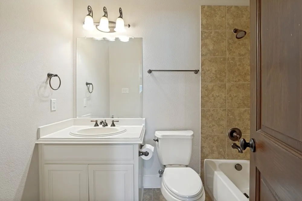 919 Grail Maiden Lane Lewisville, TX 75056