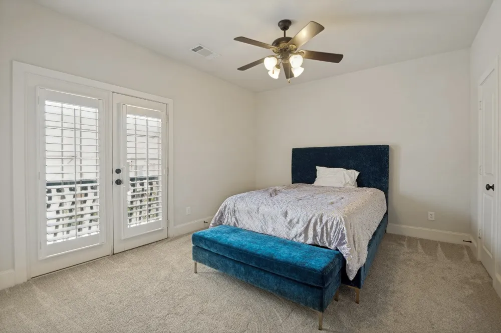 919 Grail Maiden Lane Lewisville, TX 75056
