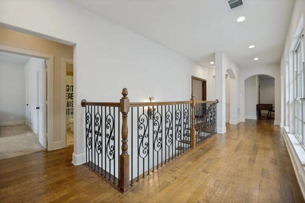 919 Grail Maiden Lane Lewisville, TX 75056