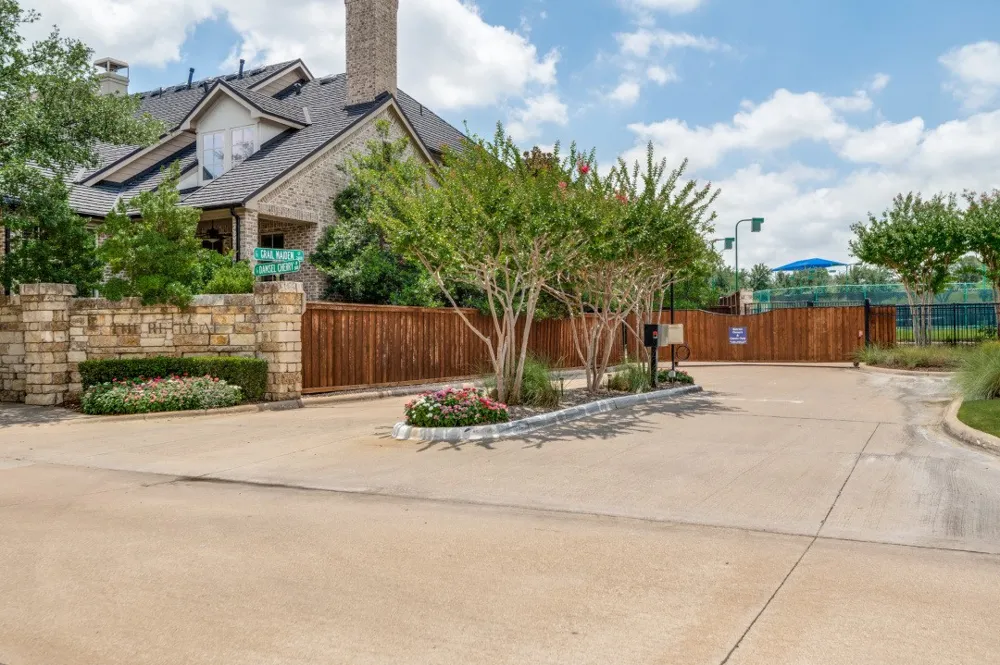 919 Grail Maiden Lane Lewisville, TX 75056
