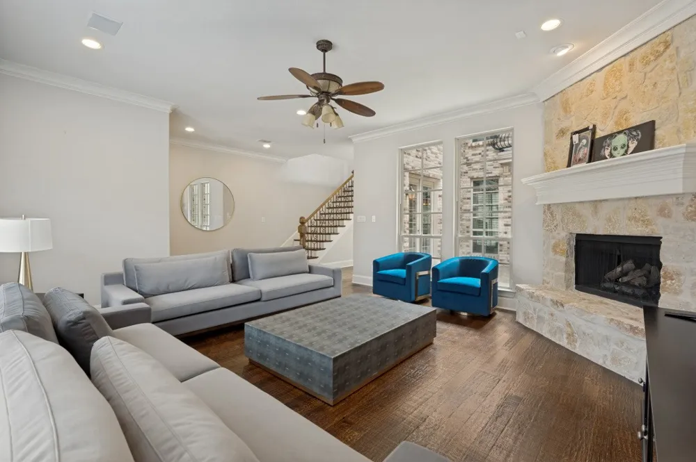 919 Grail Maiden Lane Lewisville, TX 75056