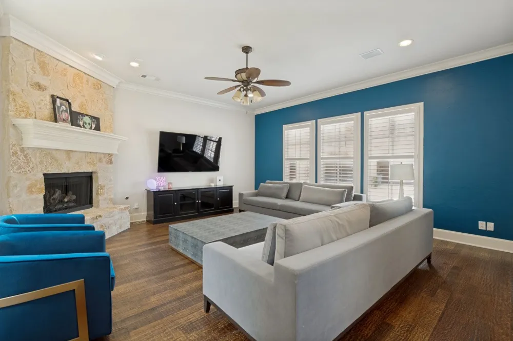 919 Grail Maiden Lane Lewisville, TX 75056