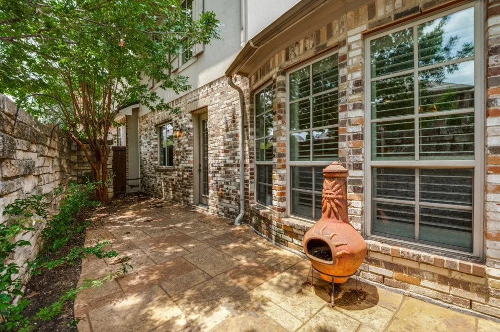 919 Grail Maiden Lane Lewisville, TX 75056
